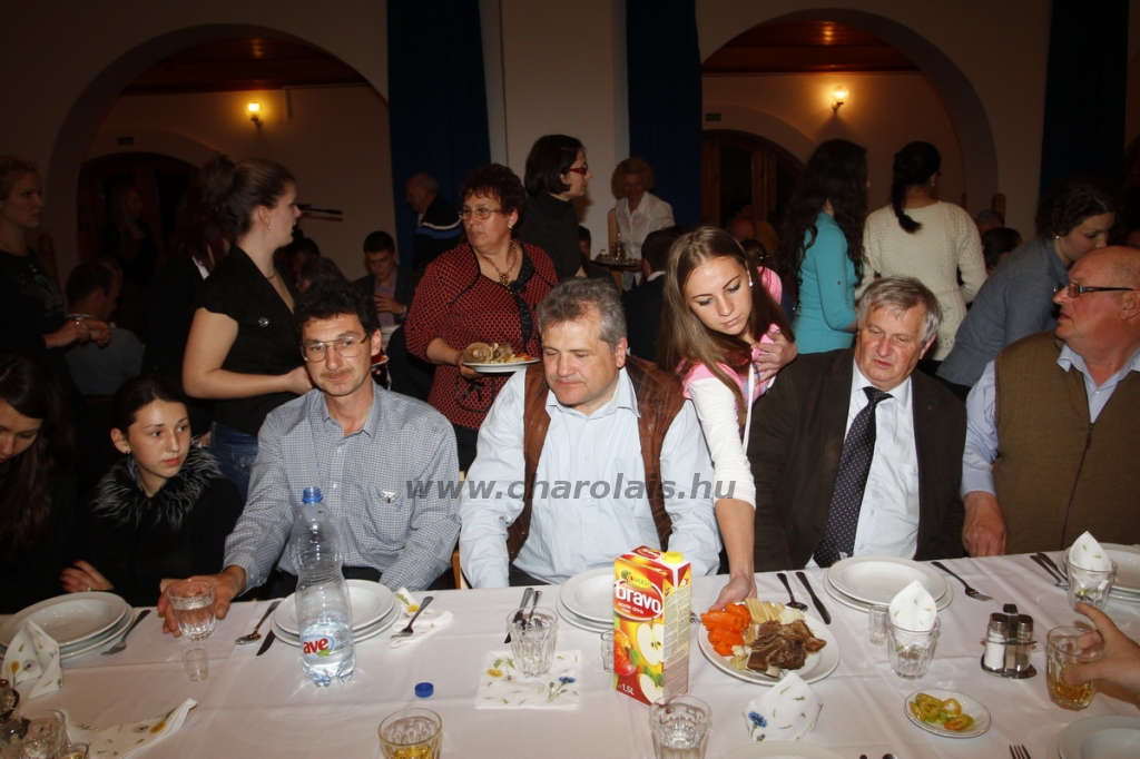 javahmvhely2014kis