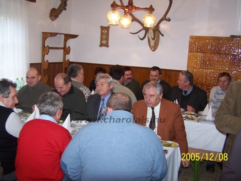Közgyûlés Vértestolnán 